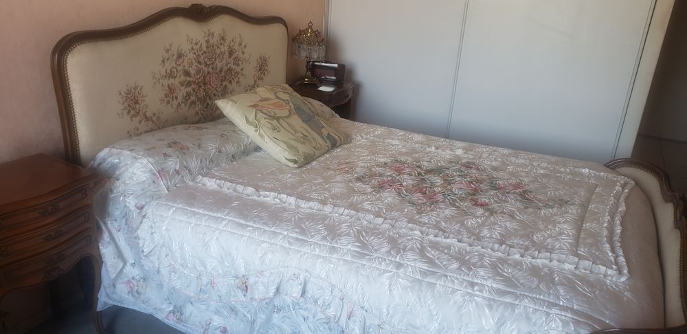 Chambre &agrave; coucher style Louis XV Meubles