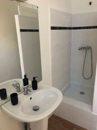  Appartement à louer 2/3 pièces 33 m² Béziers