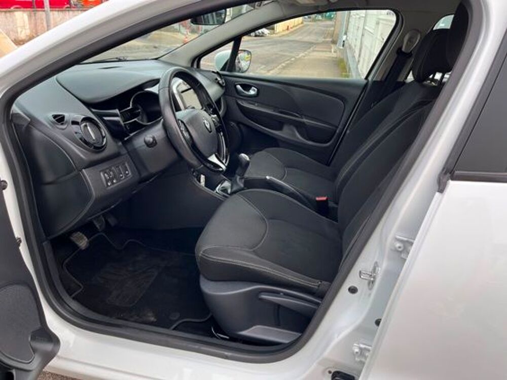 Clio IV dCi 90 eco2 90g Business 2015 occasion 42700 Firminy