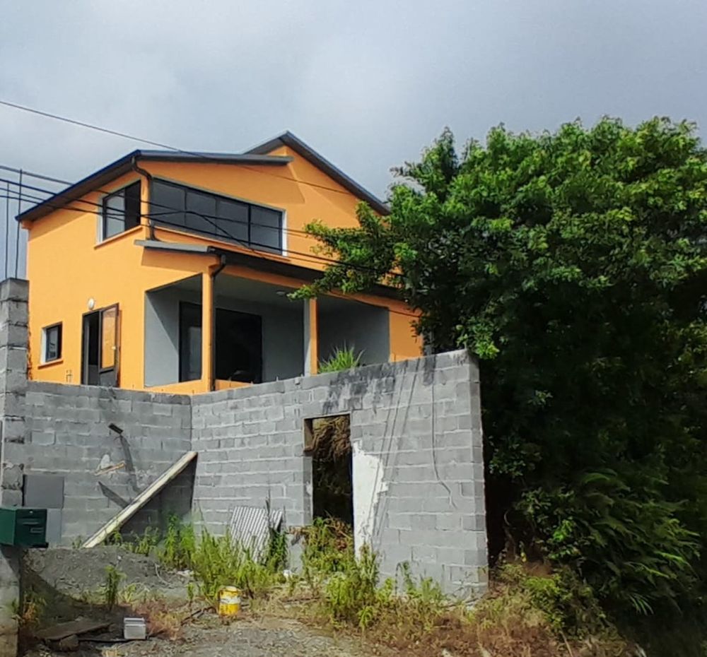 Vente Maison ORPI - MAISON NEUVE  DE TYPE F4  A PETIT ILE Petite-Île