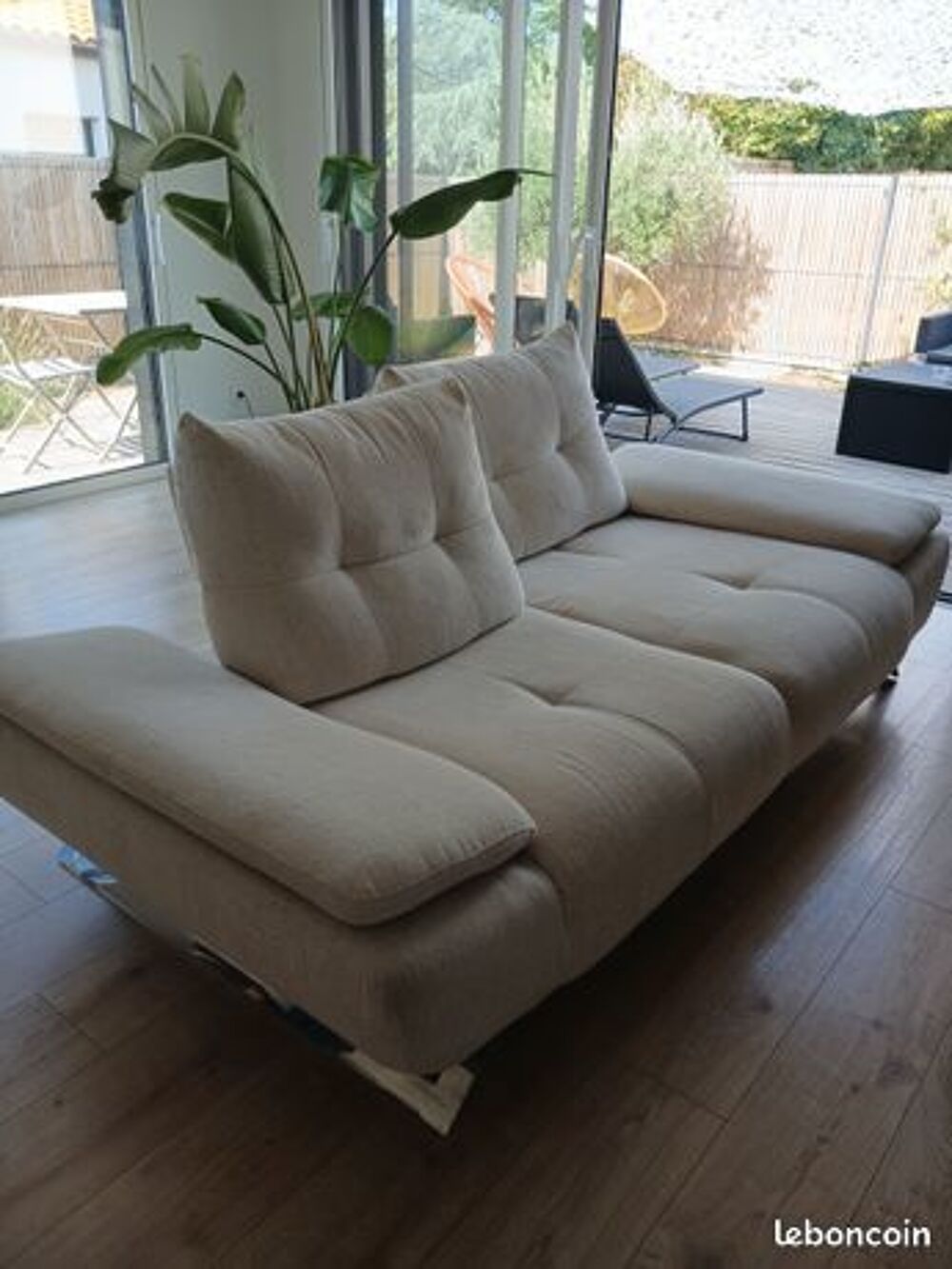 Canap&eacute; tissu 3 places ann&eacute;e 2023 Mobilier de France Meubles