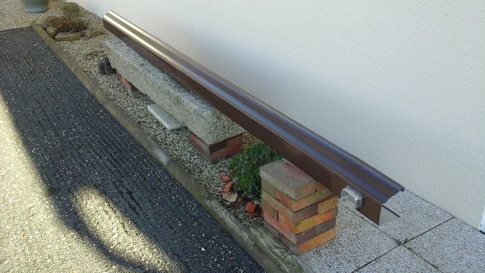 Goutti&egrave;res alu
Bricolage