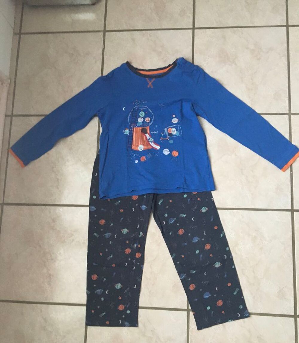 2 BEAUX PYJAMAS 8 et 9 ans Vêtements enfants