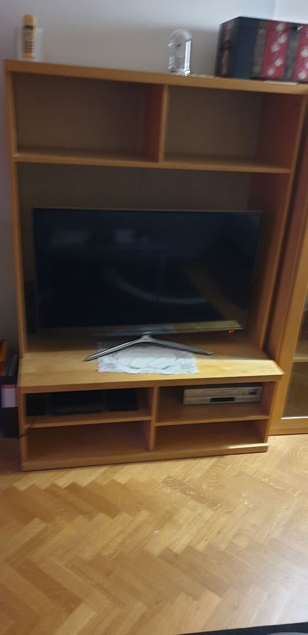 meuble t&eacute;l&eacute; Meubles