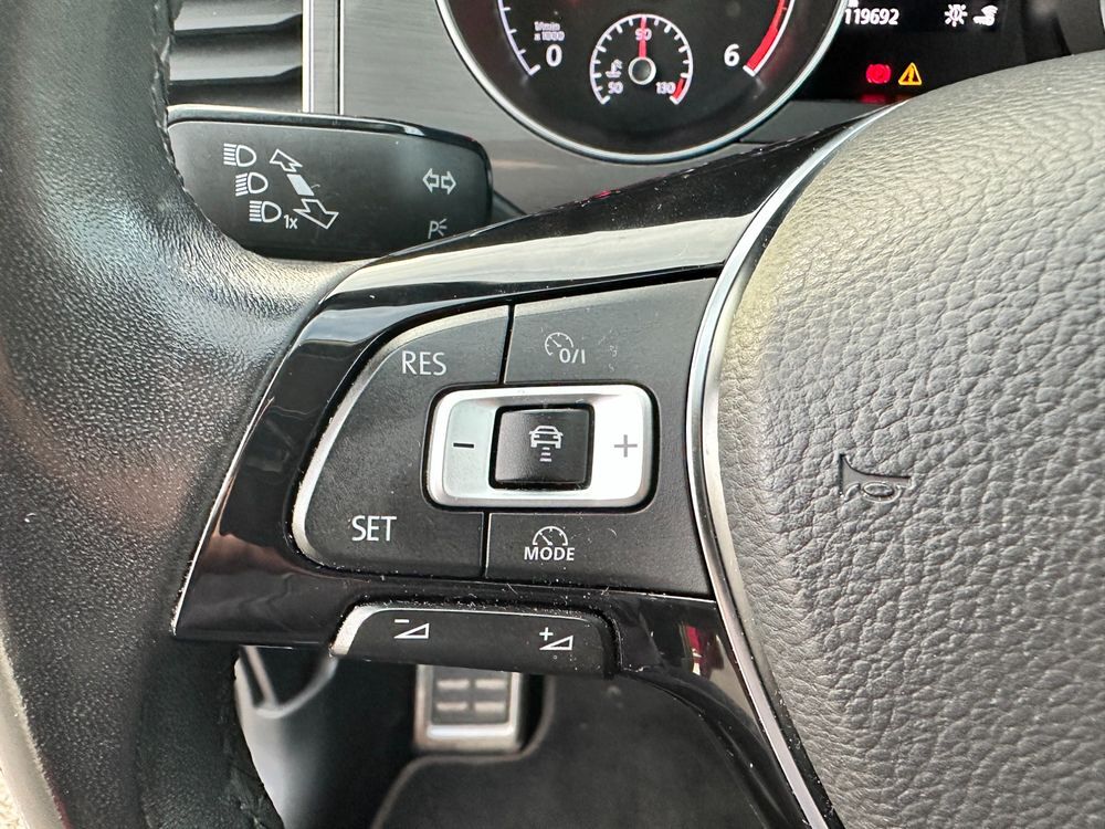 Golf SW Golf Sportsvan 1.6 TDI 115 FAP BMT S&eacute;rie Sp&eacute;ciale Allstar 2016 occasion 42160 Andr&eacute;zieux-Bouth&eacute;on
