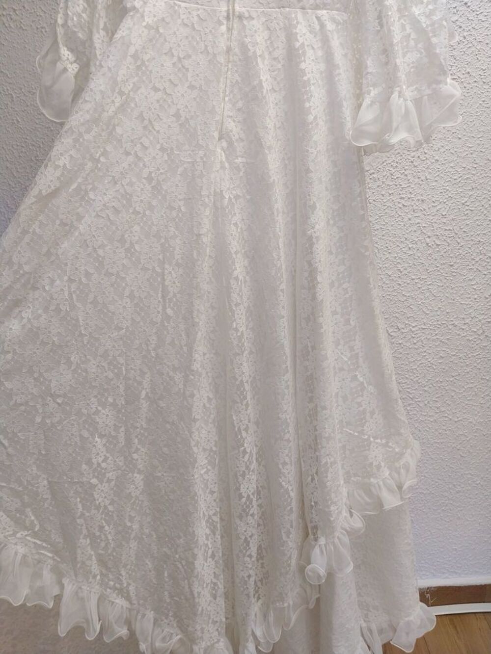 Robe mari&eacute;e vintage Vêtements