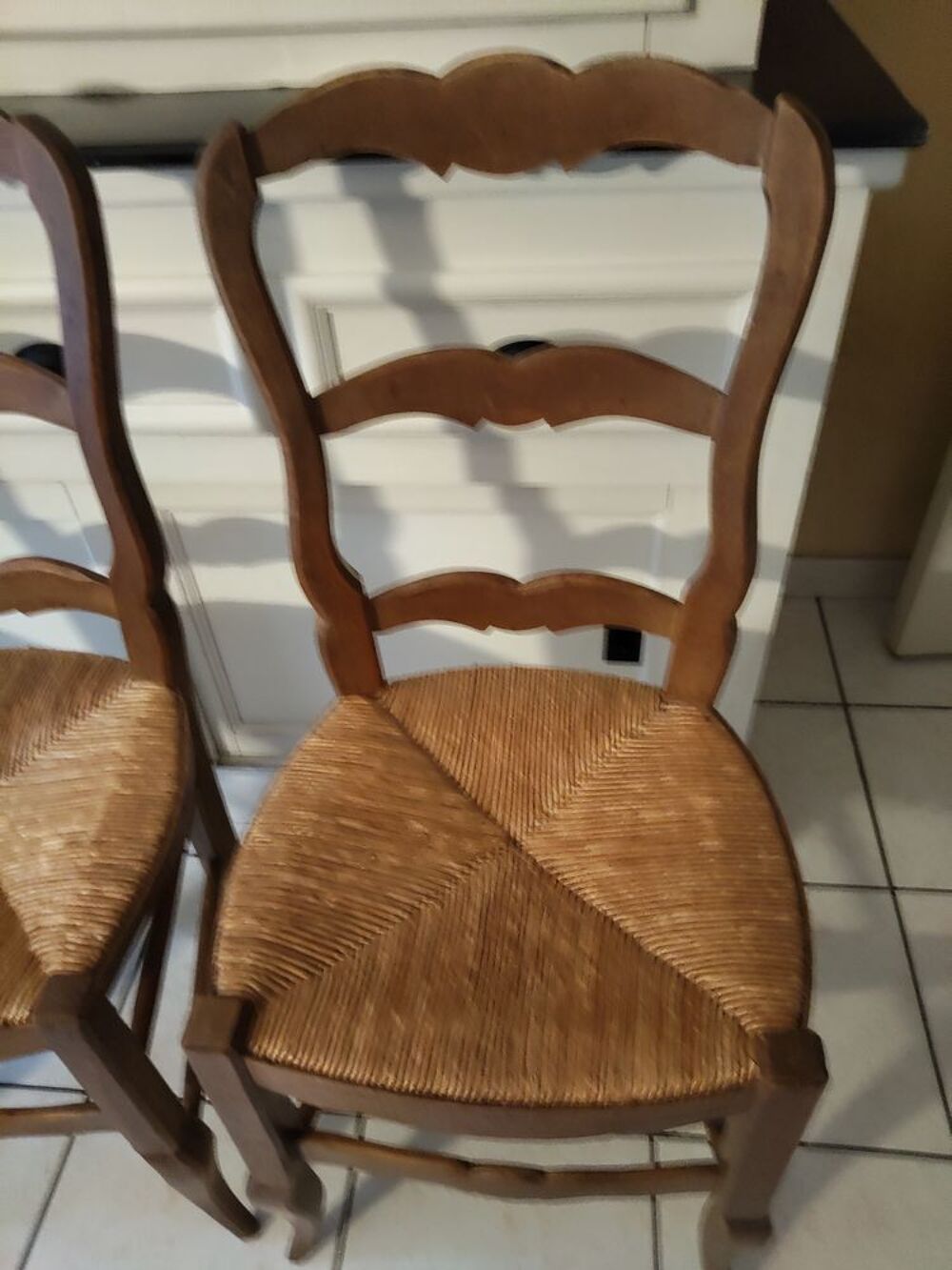 2 chaises paill&eacute;es, bois Meubles