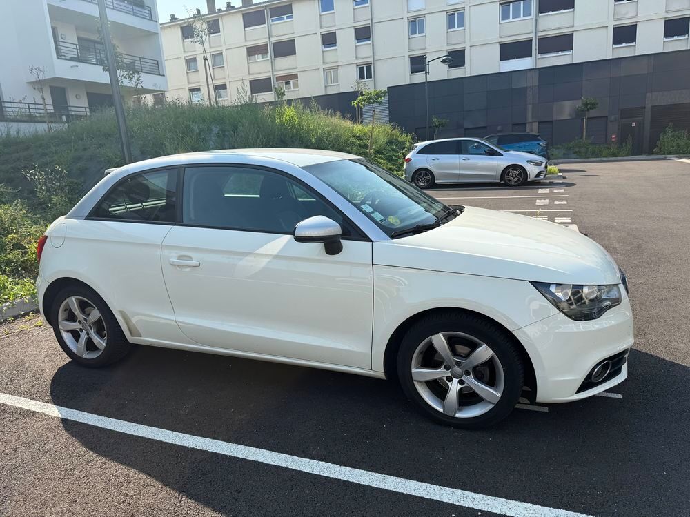A1 1.0 TFSI 82 Ambiente 2011 occasion 57000 Metz