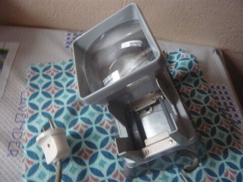 VISIONNEUSE DE DIAPOSITIVES 0 Paris 9 (75)