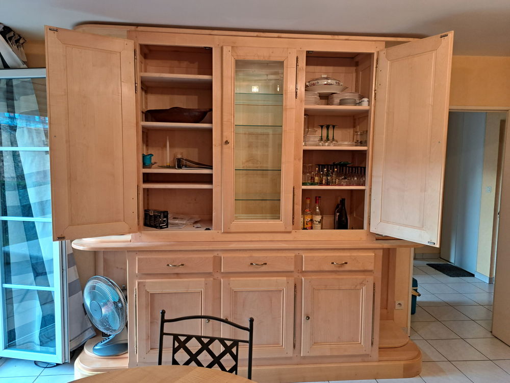Ensemble meuble haut + table ronde d'&eacute;b&eacute;niste Meubles