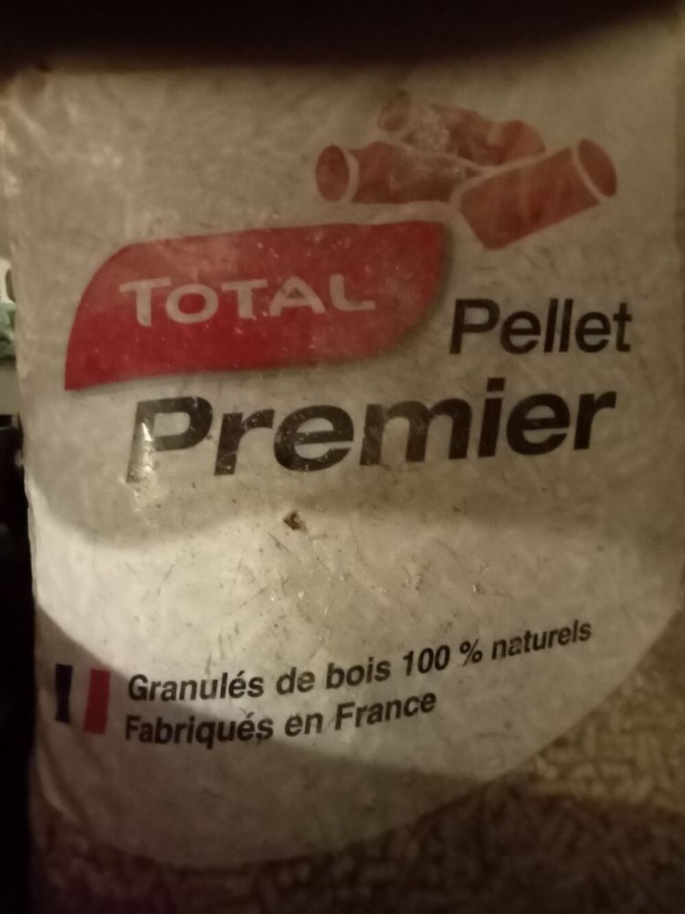 po&euml;le &agrave; granules Electrom�nager