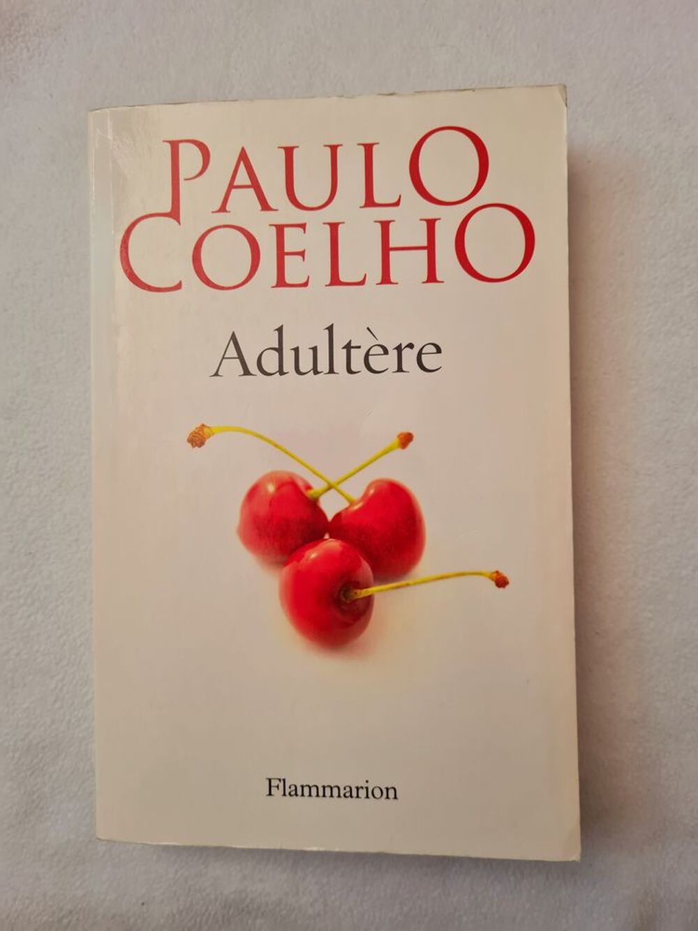 ADULTERE Livres et BD