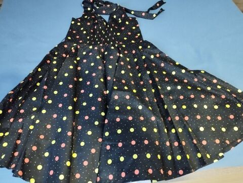 ROBE A POIS 10 Brie-Comte-Robert (77)