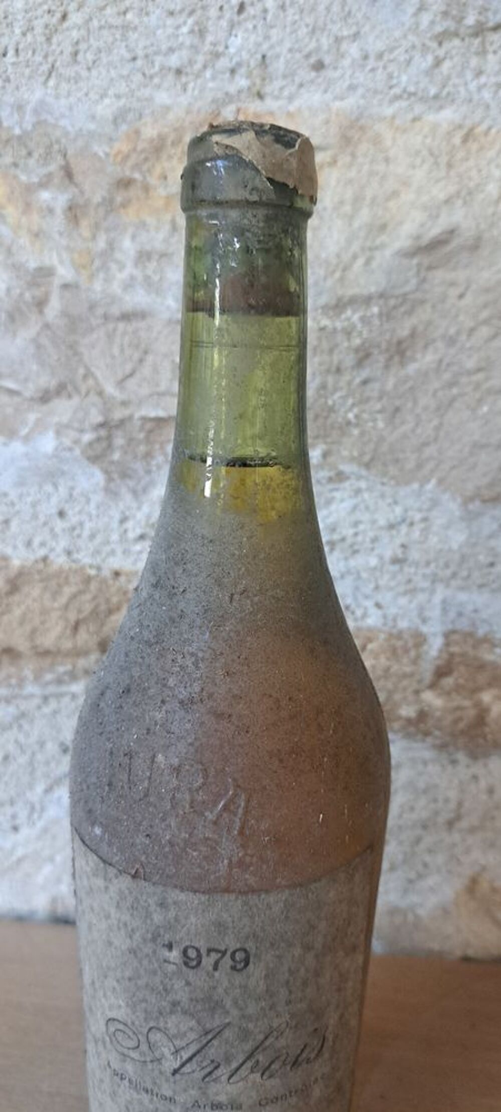Bouteille d'ARBOIS BLANC 1979 Jacques Puffeney 
