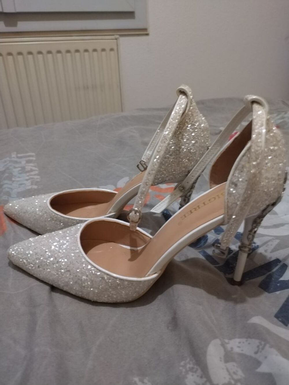 Chaussure &agrave; talon Chaussures