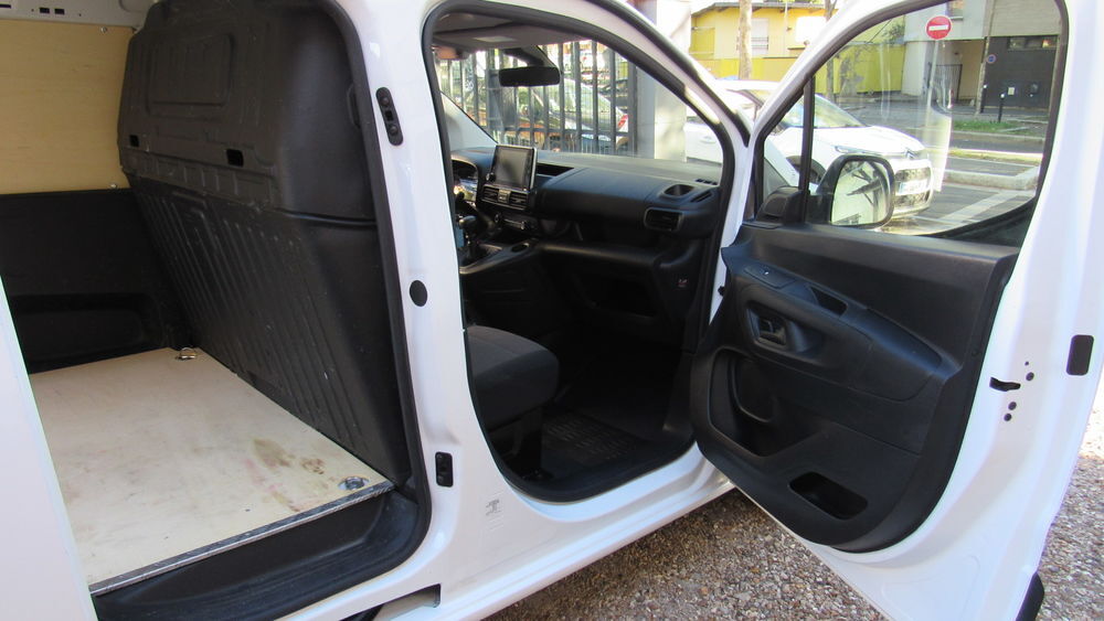 Berlingo BERLINGO VAN M 650 BLUEHDI 130 S&S BVM6 CLUB 2022 occasion 94500 Champigny-sur-Marne