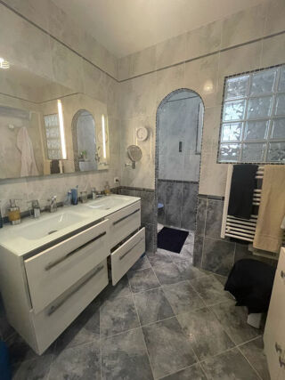  Villa  vendre 6 pices 139 m