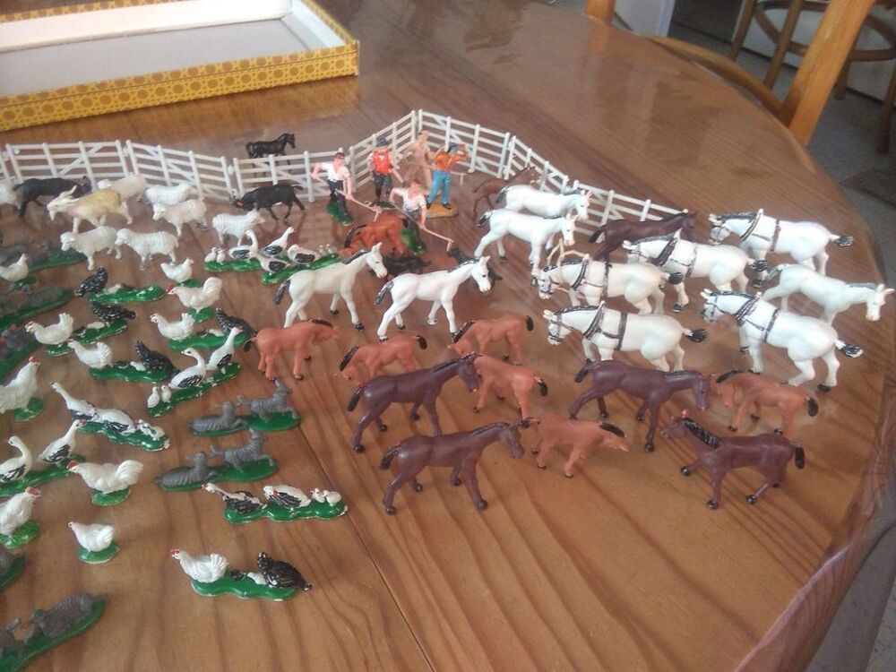 ANIMAUX DE LA FERME ET DIVERS ann&eacute;es 70/80 Jeux / jouets