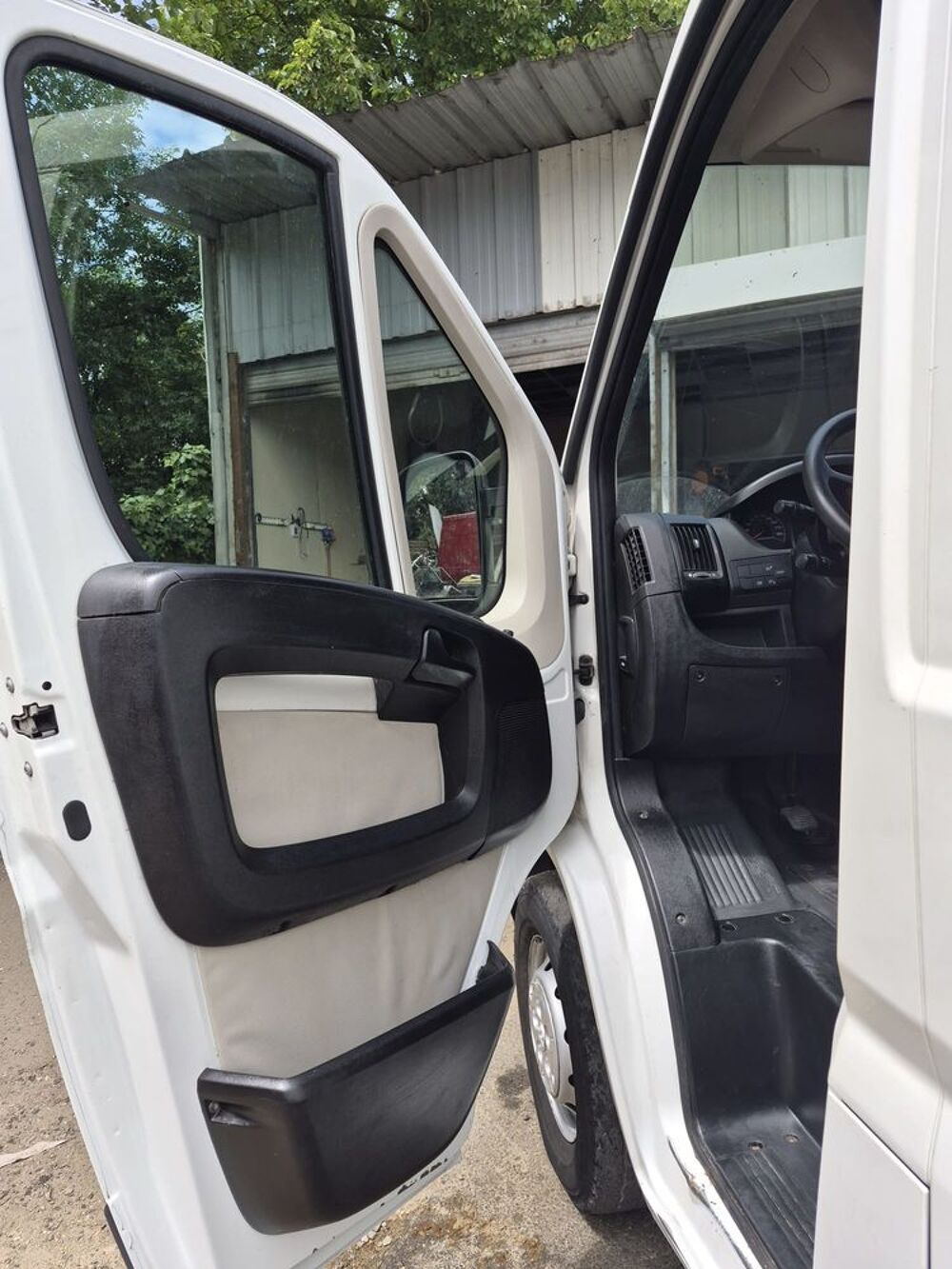 Divers PEUGEOT BOXER 2.0BlueHDi 110 2018 occasion 93380 Pierrefitte-sur-Seine