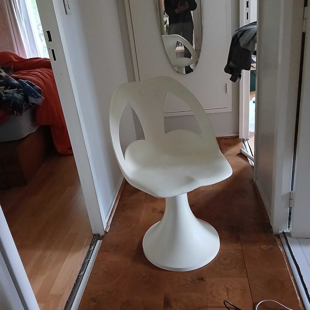 CHAISE TULIPE Meubles
