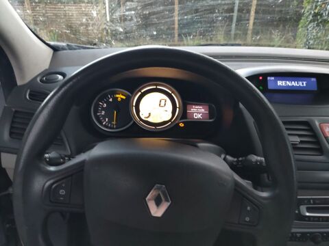 Renault megane iii Mégane III dCi 105 eco2 Authentiq