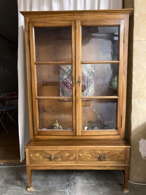 Vaisselier antiquit design raffin, (meuble de famille) 450 Saint-Montan (07)