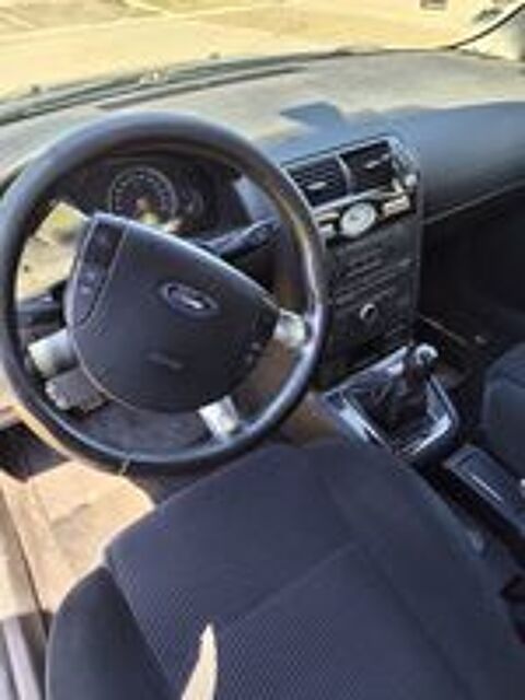 Mondeo 2.0 TDCi - 130 Titanium 2005 occasion 10300 Sainte-Savine