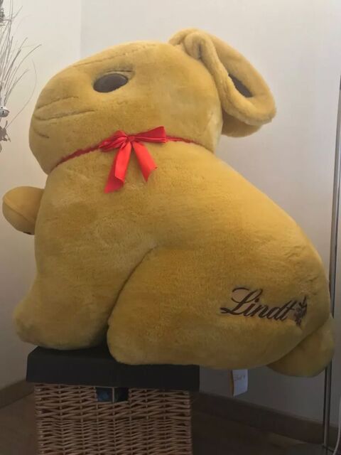 Peluche géante lindt 50 Outarville (45)