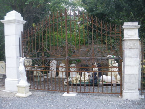 Portail en fer forg�, grand mod�le 4200 Ch�teau-l'�v�que (24)