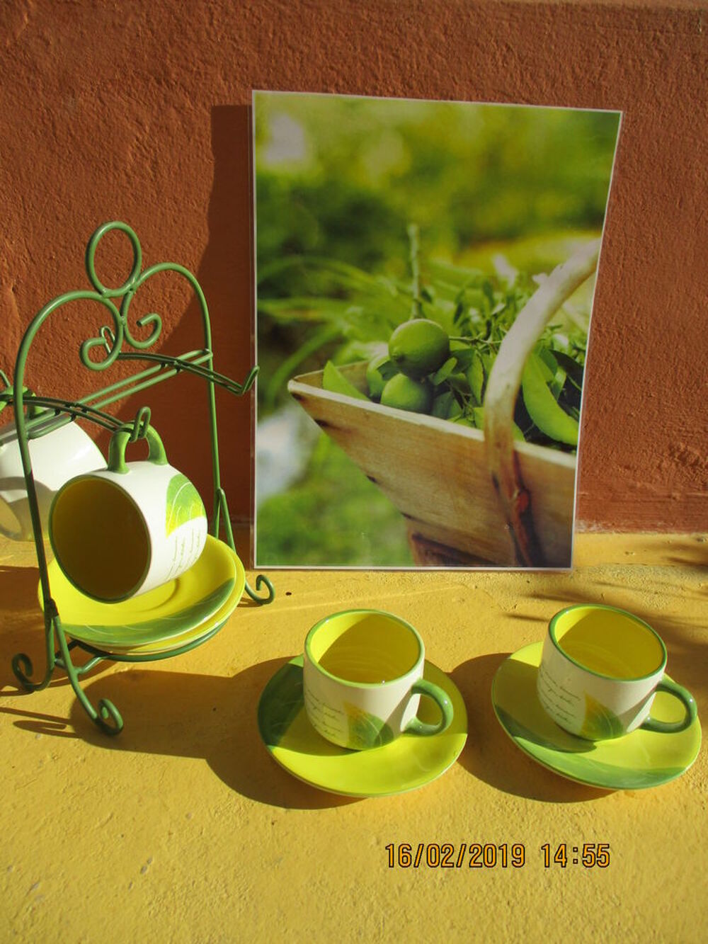 Lot Cadre Citrons + Portique Tasses Vertes &amp; Jaunes. Décoration