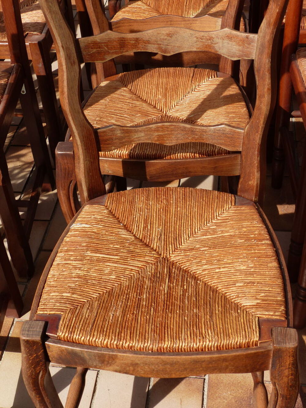 Chaises paill&eacute;es Meubles