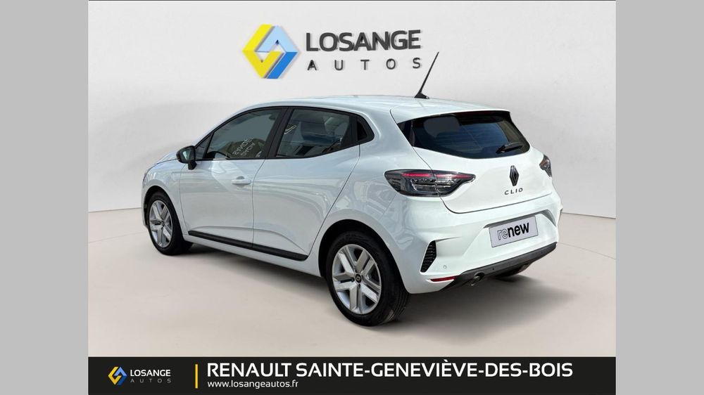 Clio V Clio TCe 90 Evolution 2023 occasion 91700 Sainte-Genevi&egrave;ve-des-Bois