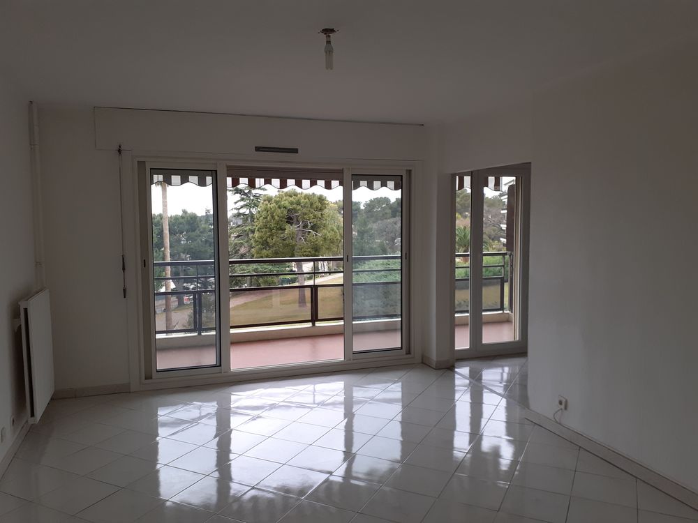 Location Appartement Superbe 3 pièces Villeneuve Loubet Plage Villeneuve-loubet