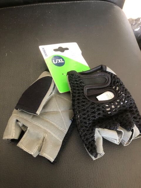 2 paires de gant pour v�lo �tat neuf taille l ,xl 5 Brou-sur-Chantereine (77)