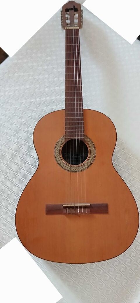 Guitare Royson très bon état 50 Callac (22)