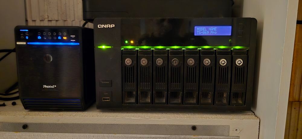 Serveur Qnap Matériel informatique