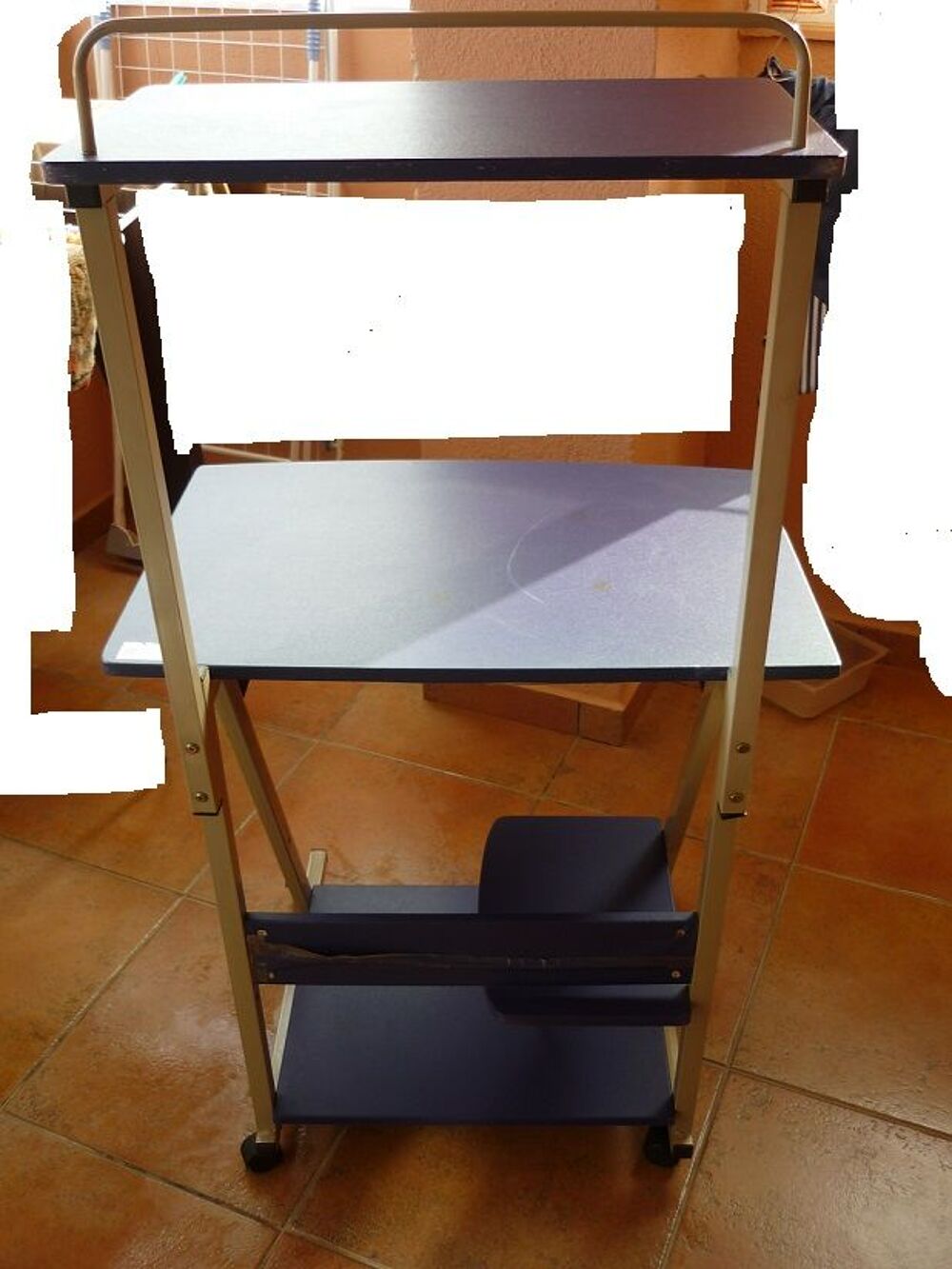 MEUBLE INFORMATIQUE Matériel informatique
