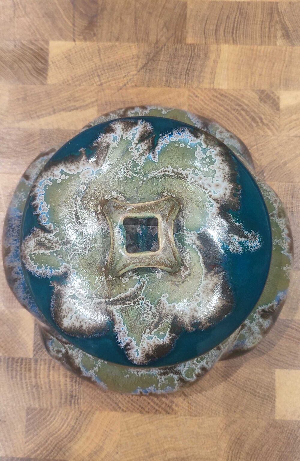 Bonbonni&egrave;re c&eacute;ramique Denbac Art nouveau 