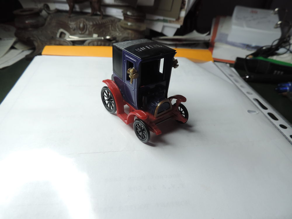 MATCHBOX - DROPED - COUPE - 1939 - Echelle : 1/43 &egrave;me. 
