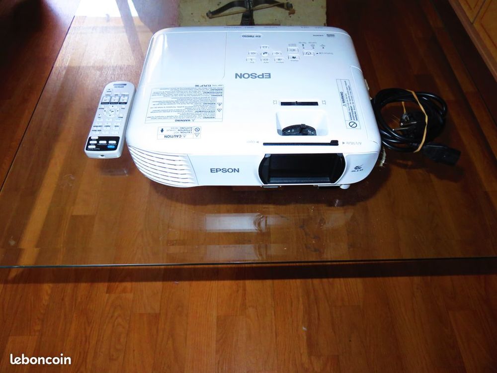 Vid&eacute;oprojecteur Epson EH-TW650 TRI-LCD FULL HD 1080 P Photos/Video/TV