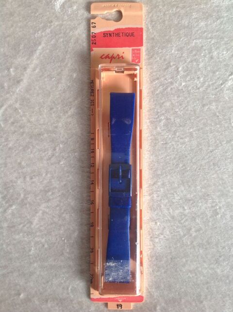 BRACELET MONTRE CAPRI SYNTH�TIQUE BLEU Envoi Possible
2 Tr�gunc (29)
