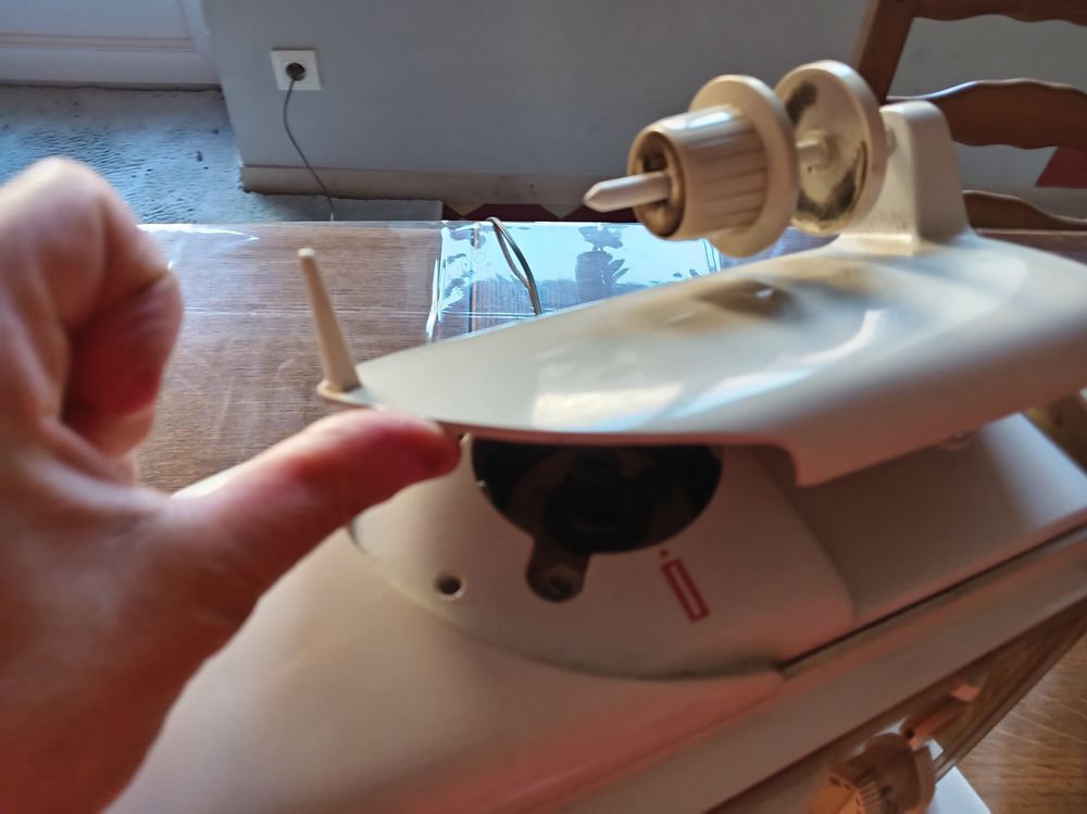 Machine &agrave; coudre d exception et fonctionnel !! 