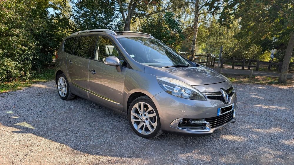 Grand Sc&eacute;nic III Grand Sc&eacute;nic dCi 130 Energy FAP eco2 Initiale 7 pl 2014 occasion 62440 Harnes