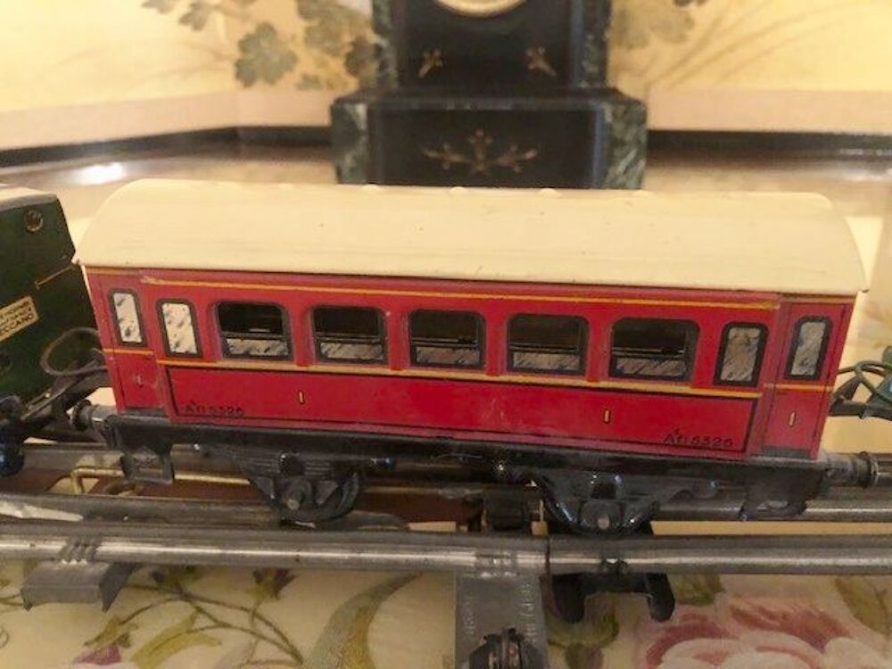 Train &eacute;lectrique HORNBY Jeux / jouets