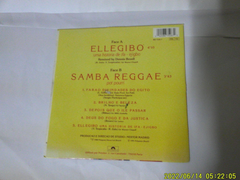 Disque Vinyle . de MARGARETH MENEZES 