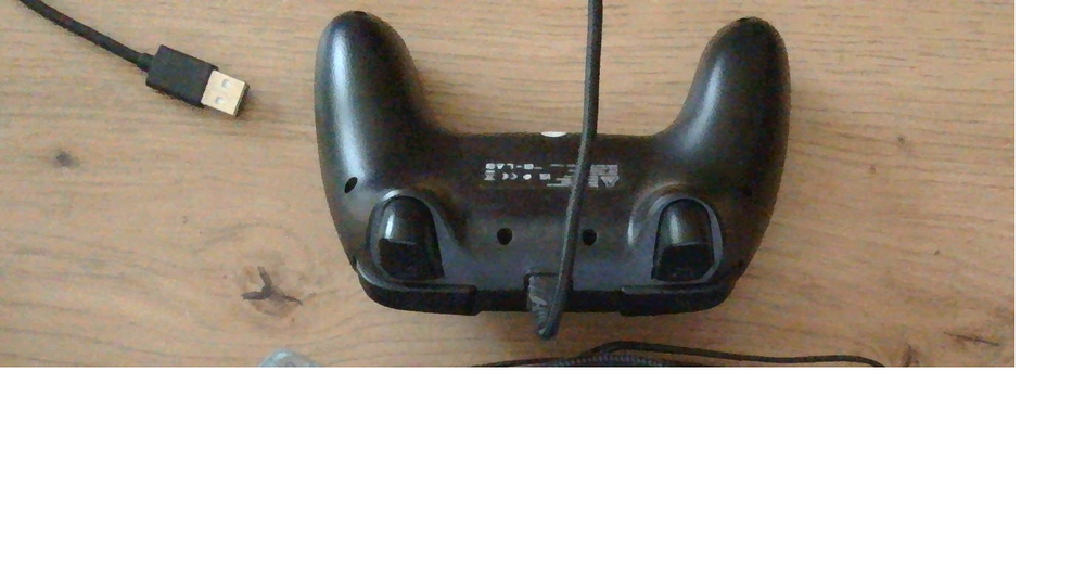 Manette K-pad Thorium Matériel informatique