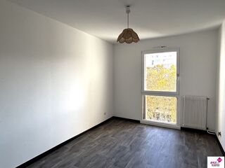  Appartement � vendre 3 pi�ces 72 m�