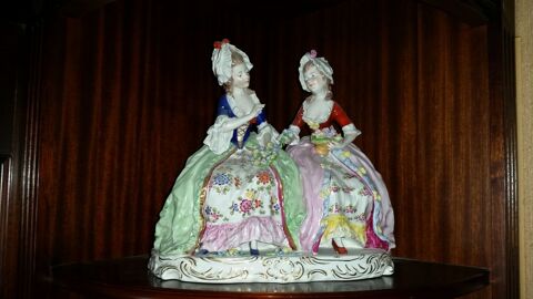 Bibelot porcelaine CAPODIMONTE 2500 Paris 13 (75)