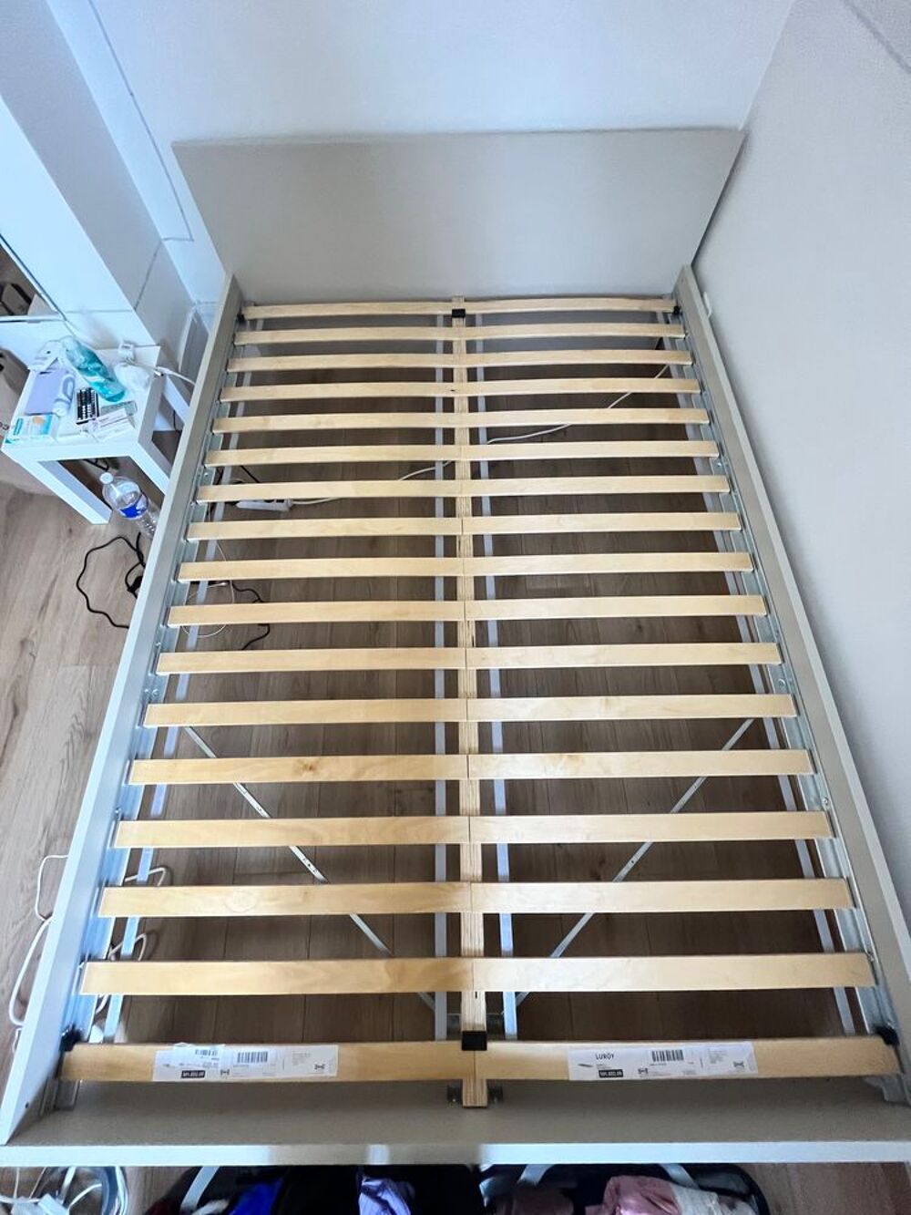 structure lit + sommier 140 X 200 Meubles