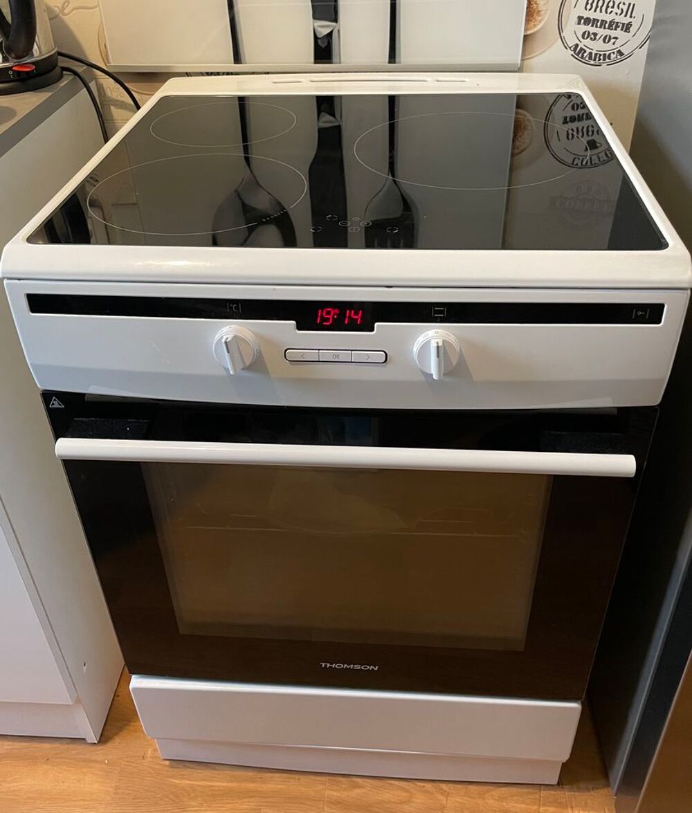 cuisini&egrave;re induction Thomson Electromnager